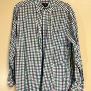 VINEYARD VINES M DRESS SHIRT/ Like new